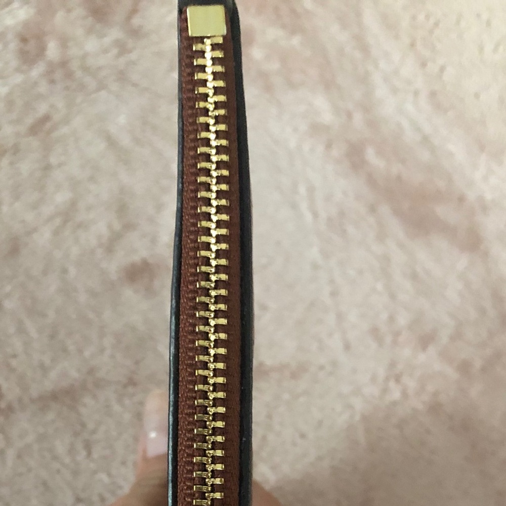 Coach 1941 Wristlet with Chain EUC - Picture 3 of 9